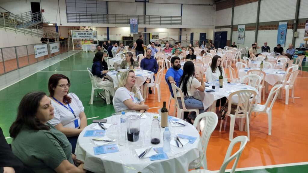 ajude quem ajuda destine parte do seu imposto de renda a apae de cocal do sul jantar ir apae 2025 por ana paula nesi 3