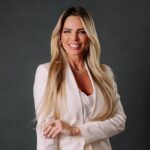 alessandra pandossio e a convidada do proximo talk do nucleo da mulher empreendedora de cocal do sul whatsapp image 2025 05 14 at 21.18.36 e1747399216768
