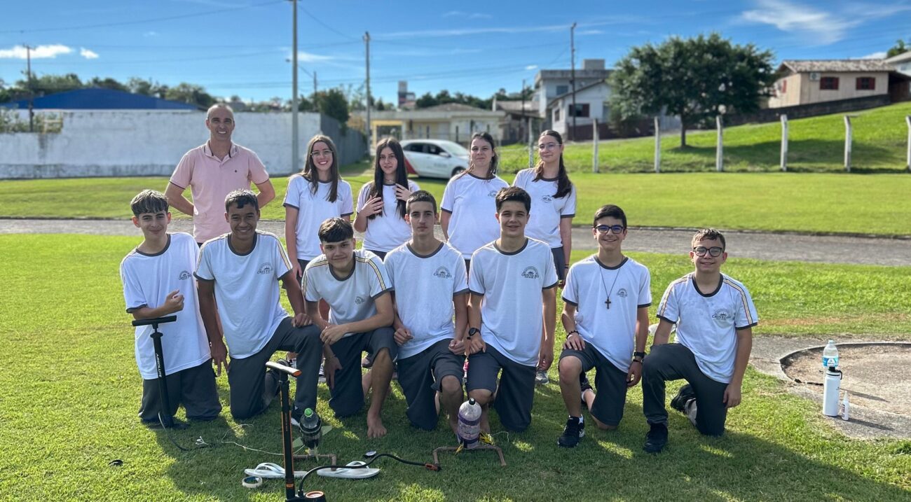 alunos representam cocal do sul em olimpiadas nacionais de astronomia e foguetes cocal do sul foguetes leticia santos 2