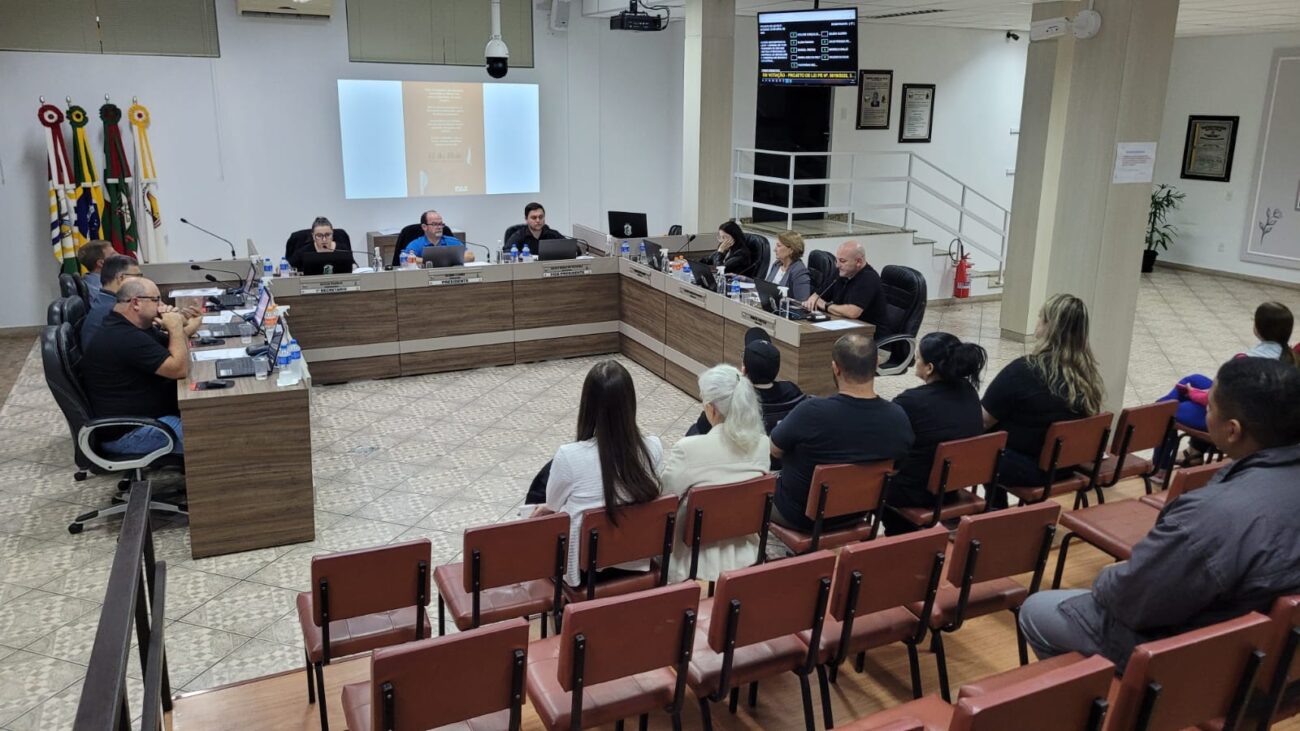 camara de cocal do sul aprova projetos requerimentos e indicacoes durante a 14a sessao ordinaria whatsapp image 2025 05 15 at 10.40.30