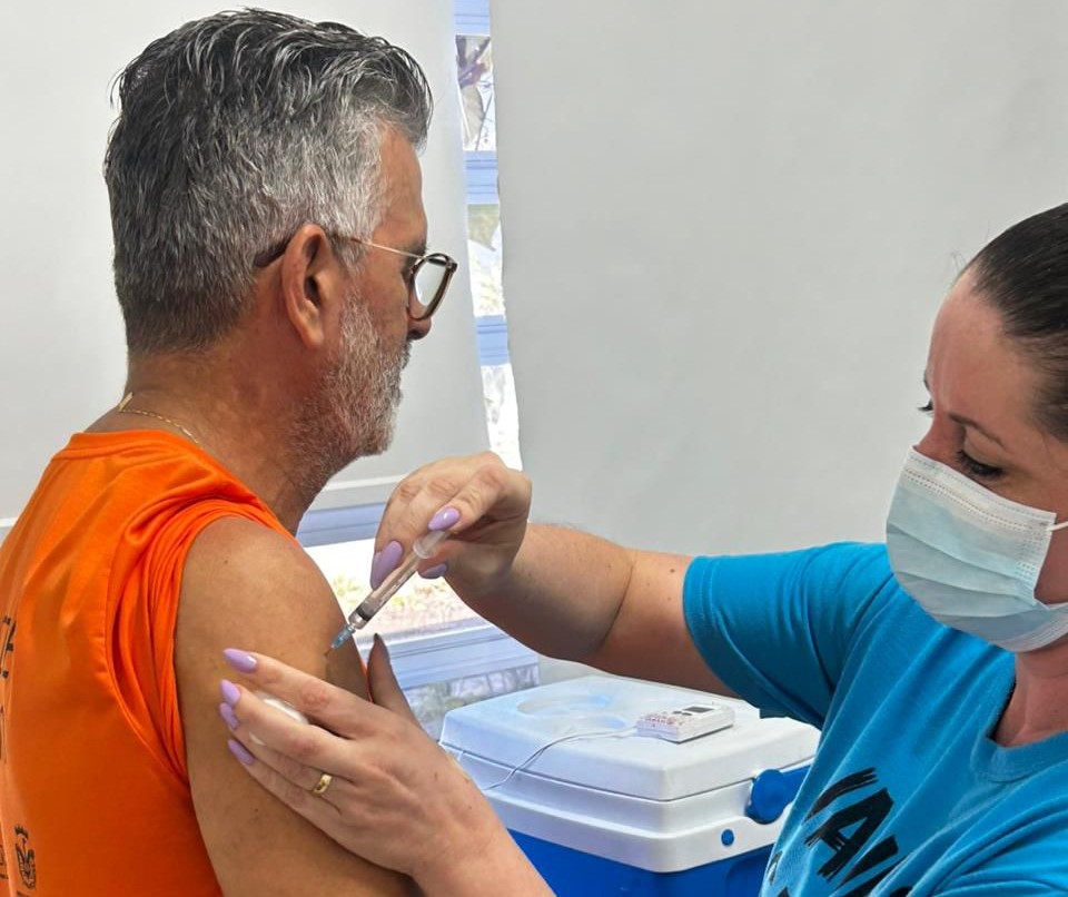 cocal do sul vacina quase 1 300 pessoas em dia d contra a gripe dia d divulgacao