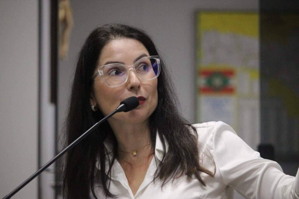 confira o que foi assunto na tribuna legislativa desta terca feira em cocal do sul whatsapp image 2025 05 07 at 15.28.29 7