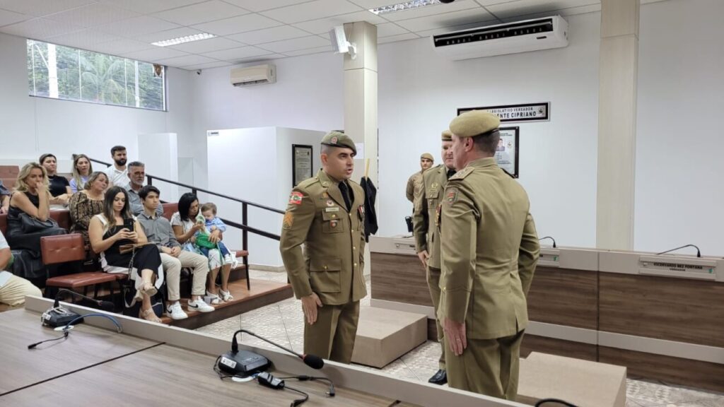 solenidade marca troca de comando da policia militar de cocal do sul troca de comando pm por ana paula nesi 3