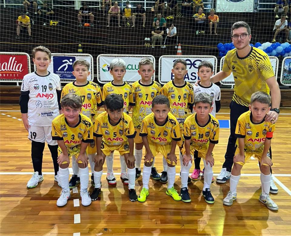 sub 9 de cocal do sulanjo futsal soma seis pontos no turno da segunda fase do campeonato estadual sub9 cocaldosul anjofutsal