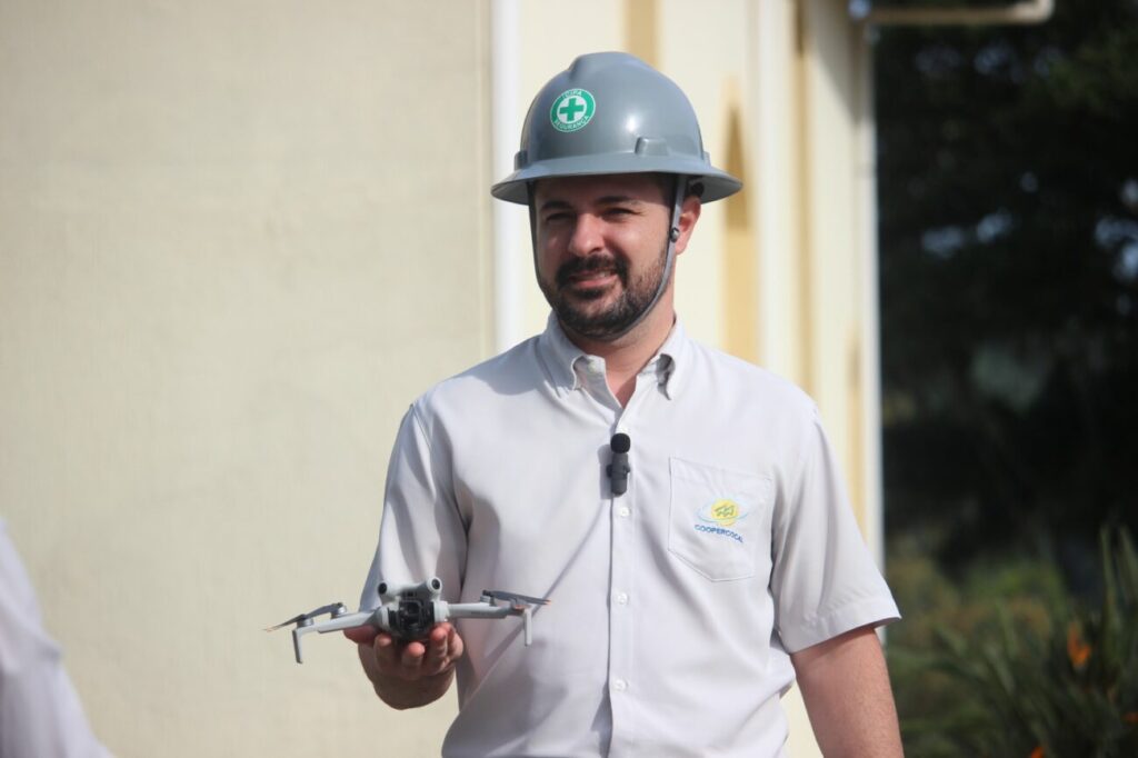 tecnologia a favor do cooperado coopercocal adquire drone para otimizar operacoes drone coopercocal por ana paula nesi 6