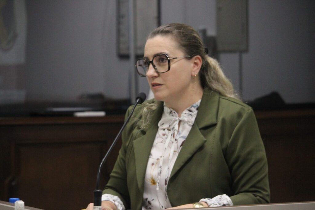 tribuna confira o que foi assunto na 16a sessao ordinaria da camara de cocal do sul 16a ordinaria por ana paula nesi 3