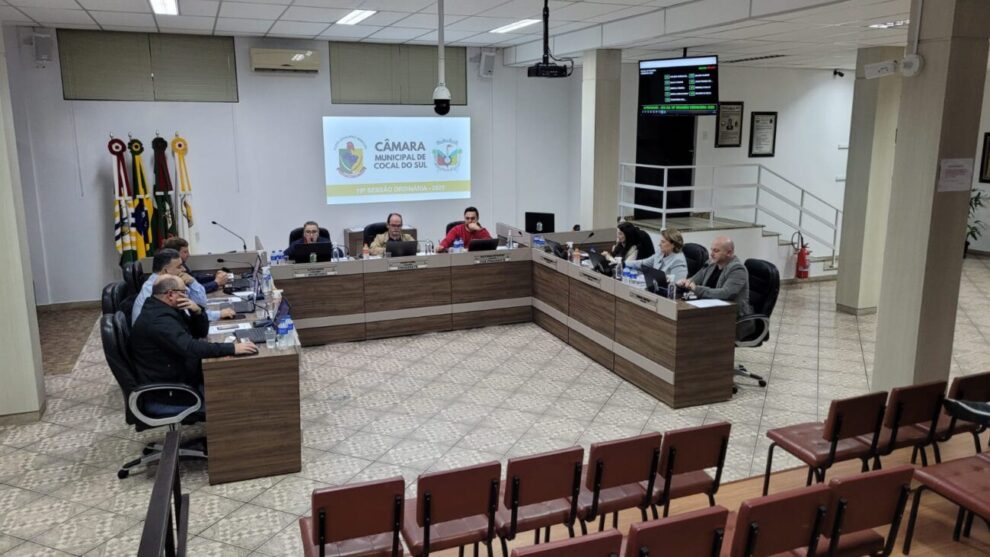 projetos de lei requerimento e indicacoes sao aprovados durante 19a sessao da camara de cocal do sul 19a ordinaria por ana paula nesi 1