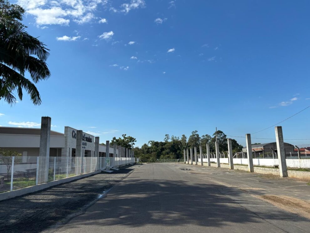 rua ficara bloqueada sem prazo de liberacao em cocal do sul local da rua coberta 1