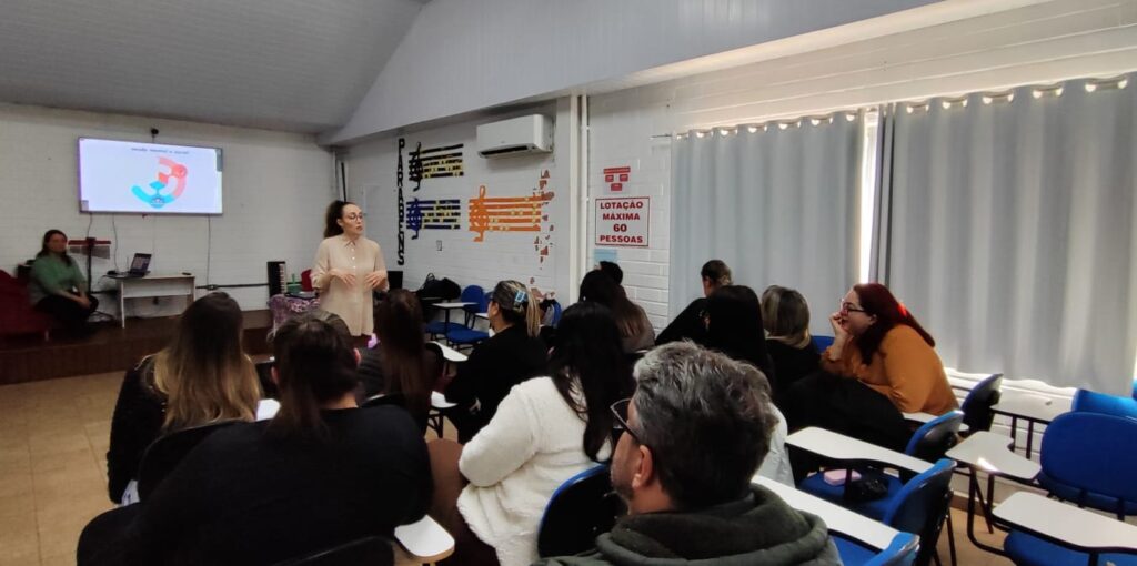 apae promove semana de capacitacao para fortalecer equipe e transformar praticas educacionais semana pedagogica apae divulgacao