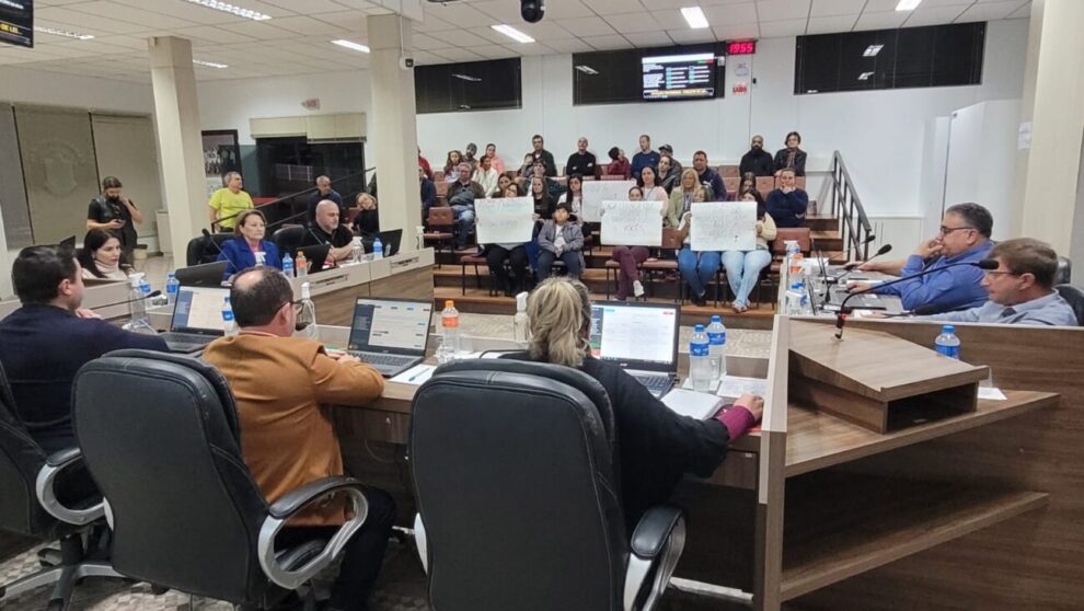 camara aprova novos projetos requerimentos e indicacoes durante 24a sessao ordinaria whatsapp image 2025 07 24 at 19.04.00 1
