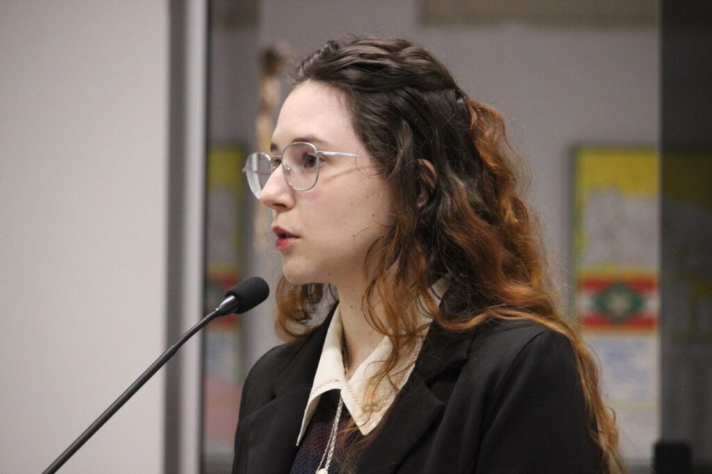 em cocal do sul municipes expoem demandas na tribuna livre e vereadores discutem temas da comunidade sinara 25a ordinaria por ana paula nesi 1