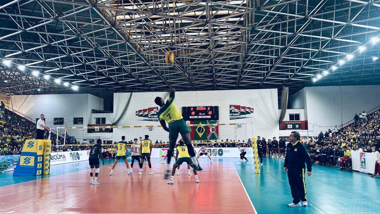 importante e colocar esses caras sob pressao tecnico magoo destaca desenvolvimento de jovens apos vitoria do brasil sobre a coreia no volei volei kelley alves 2