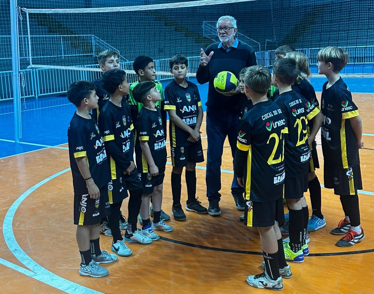 na contagem regressiva para o amistoso internacional equipe acompanha ajustes na arena municipal whatsapp image 2025 06 26 at 16.17.29 e1751570629555