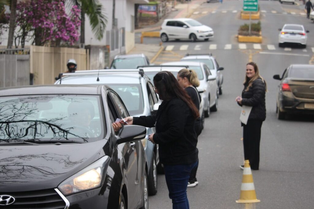 pedagio solidario da apae arrecada r 9 mil em cocal do sul whatsapp image 2025 07 12 at 13.16.43 1