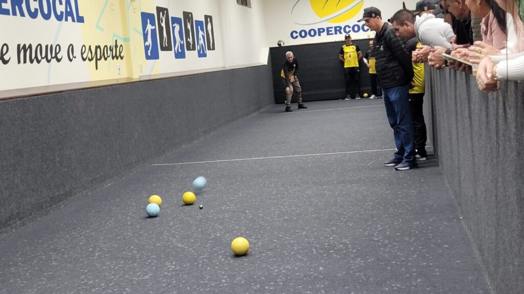 definidos os classificados para a fase final da 2a taca coopercocal de bocha chave c bocha cooper por ana paula nesi 17