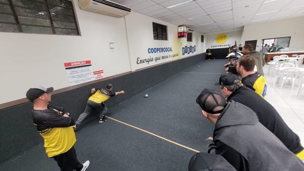 definidos os classificados para a fase final da 2a taca coopercocal de bocha chave c bocha cooper por ana paula nesi 31