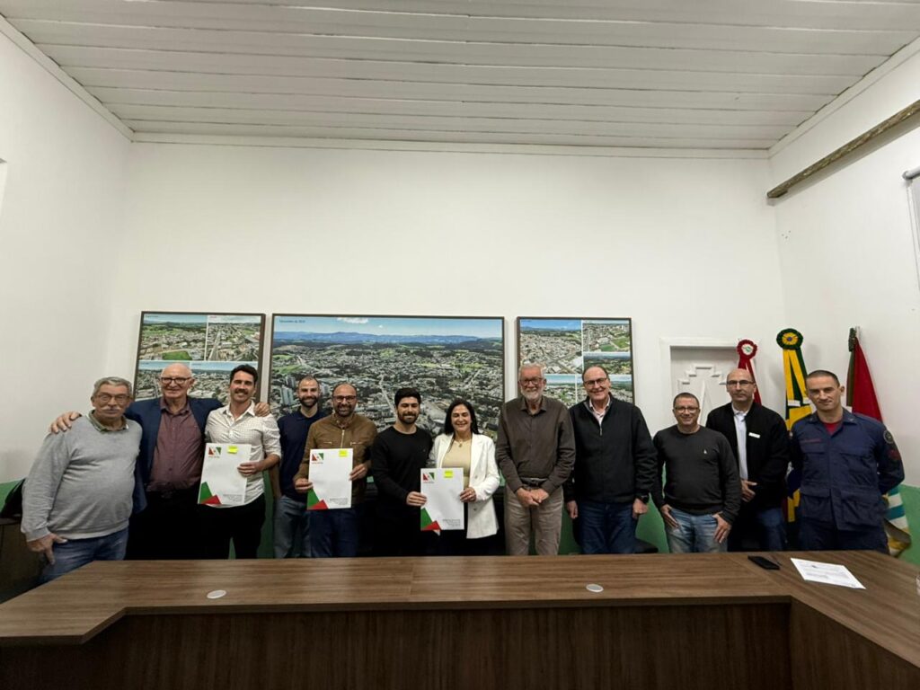 empresas recebem areas industriais e reforcam economia de cocal do sul empresas recebem areas industriais 1