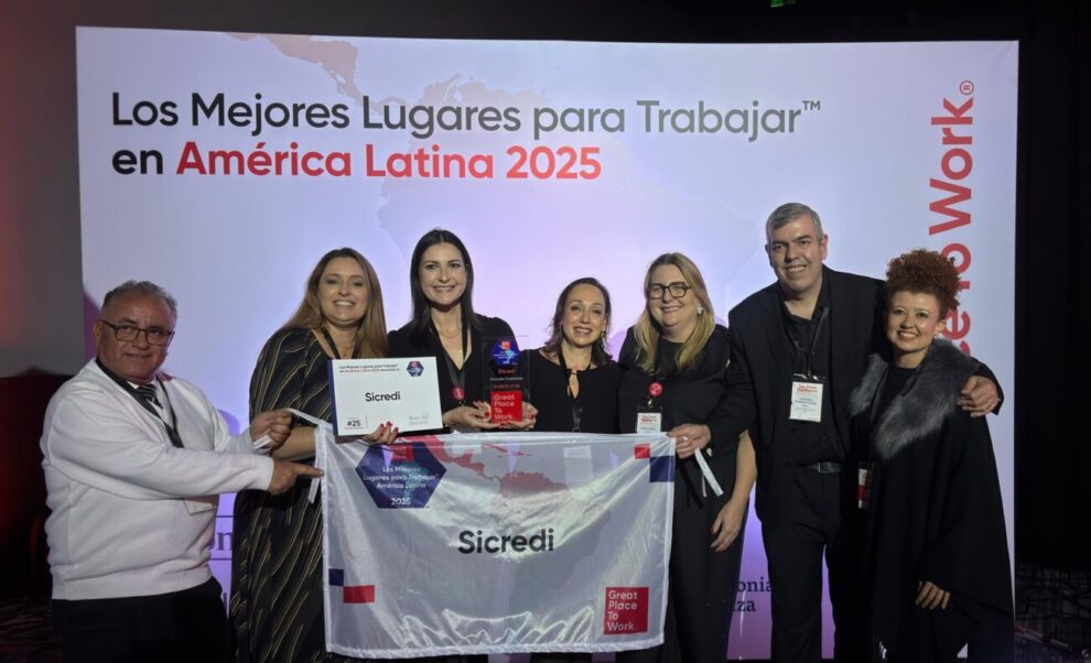 sicredi e reconhecido como uma das melhores empresas para trabalhar na america latina pelo gptw latam 2025 sicredi gptw latam