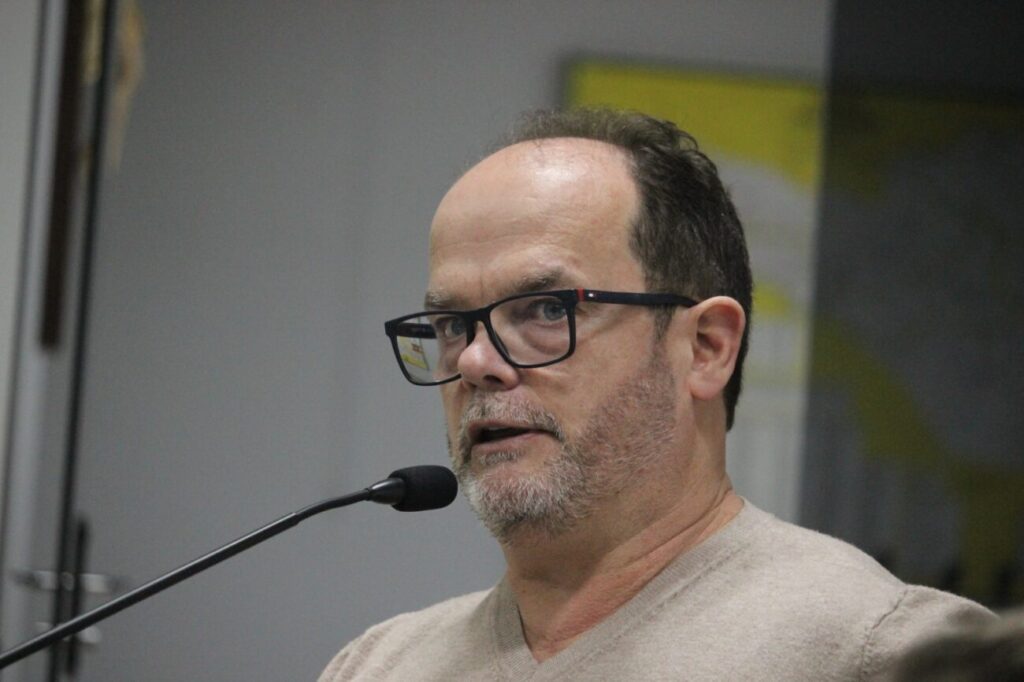 tribuna legislativa saiba o que foi assunto na 28a sessao ordinaria em cocal do sul 28a ordinaria por ana paula nesi 1