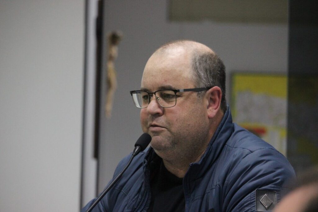tribuna legislativa saiba o que foi assunto na 28a sessao ordinaria em cocal do sul 28a ordinaria por ana paula nesi 6