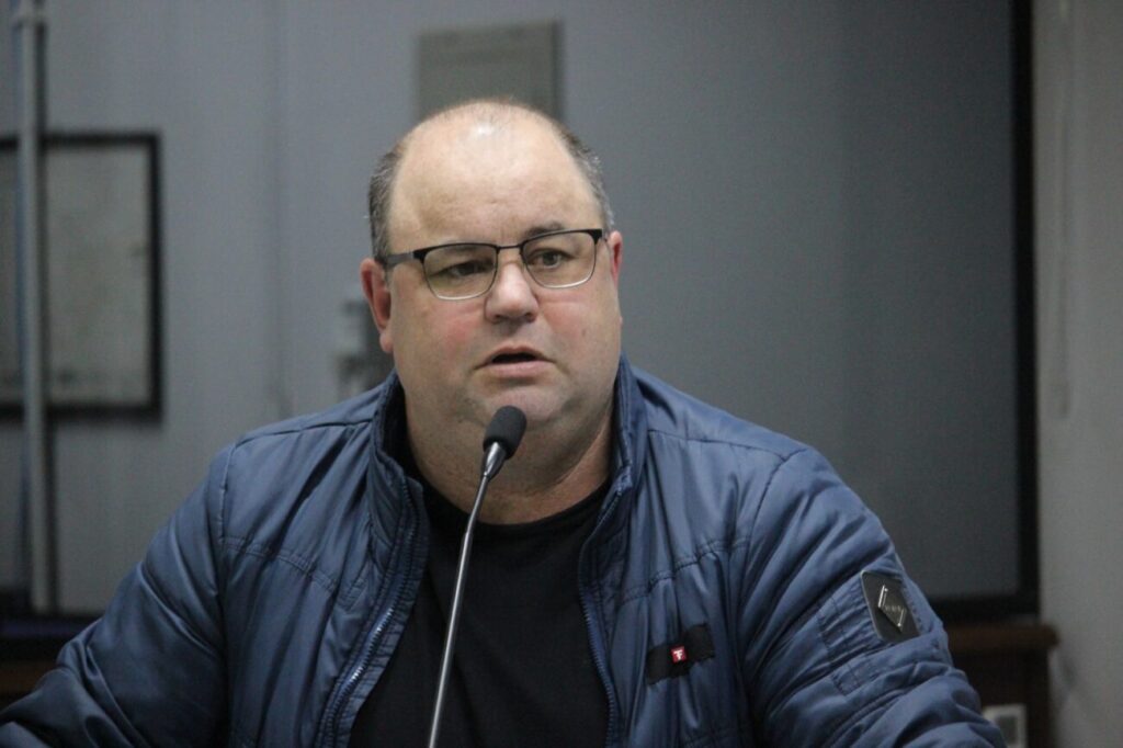 tribuna veja o que foi assunto na 27a sessao ordinaria da camara de cocal do sul 27a ordinaria por ana paula nesi 5