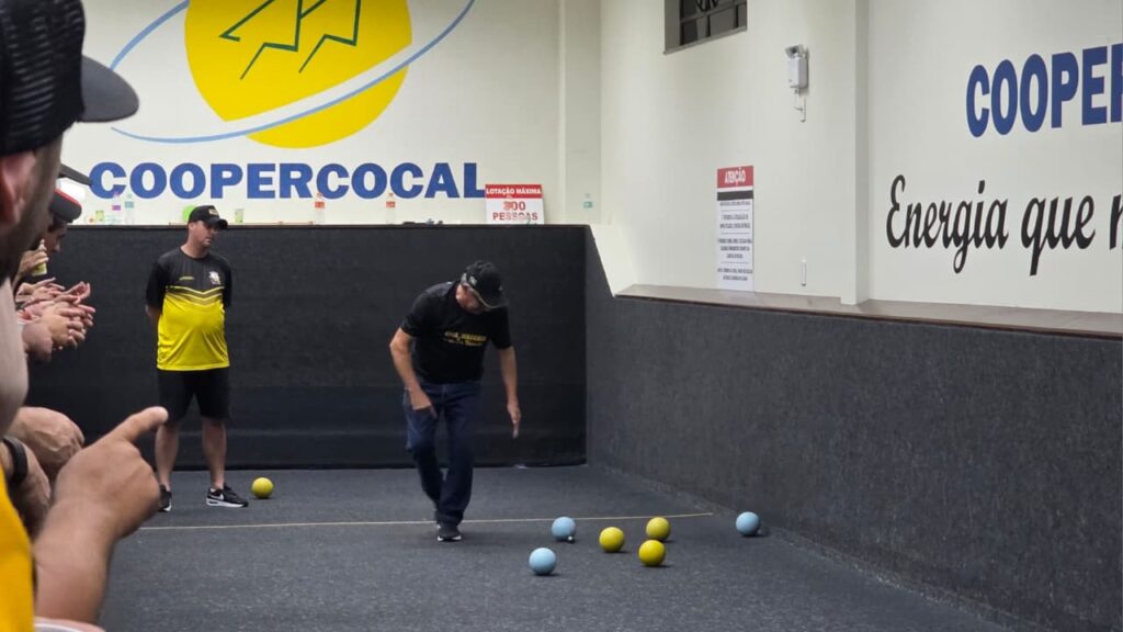 amigos da bocha e a equipe campea da 2a taca coopercocal de bocha de cancha masculina bocha 2025 fase final por ana paula nesi 16
