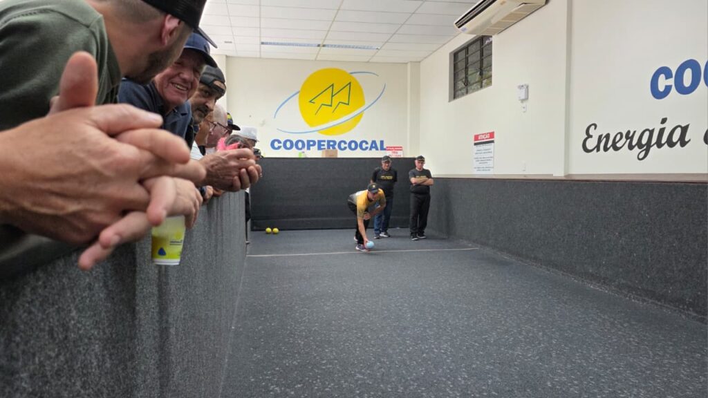 amigos da bocha e a equipe campea da 2a taca coopercocal de bocha de cancha masculina bocha 2025 fase final por ana paula nesi 33