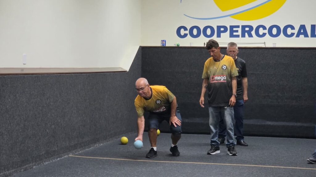 amigos da bocha e a equipe campea da 2a taca coopercocal de bocha de cancha masculina bocha 2025 fase final por ana paula nesi 40
