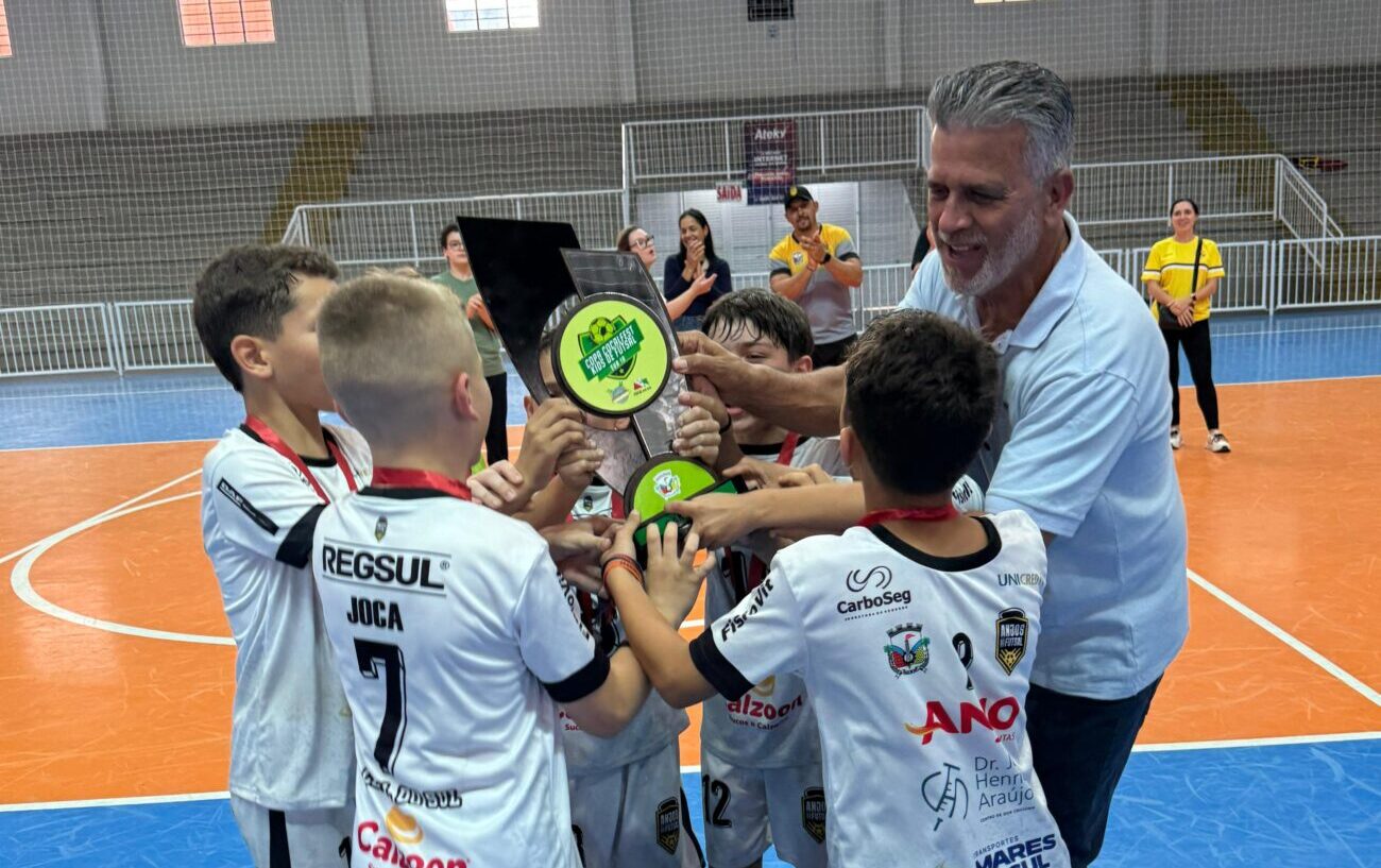 anfitrioes conquistam a 1a copa cocalfest kids de futsal sub 10 copa cocalfest kids 1 e1759154443982