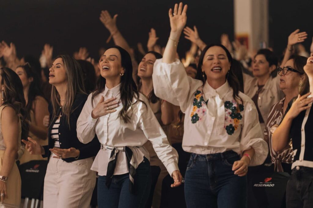 apos reunir 12 mil mulheres em criciuma conferencia da abba pai church projeta novas edicoes no brasil e em portugal cm 2025 4
