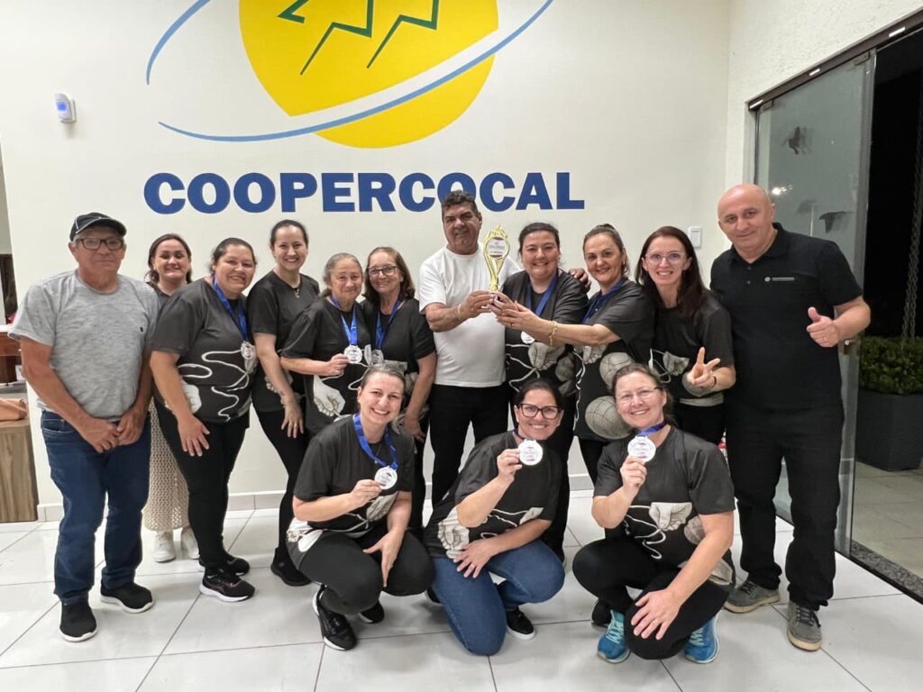 chave b define classificadas para a fase final da 1a copa feminina de bocha da coopercocal 2o bolas e linhas bocha fem. chave b por danylla zanette 8