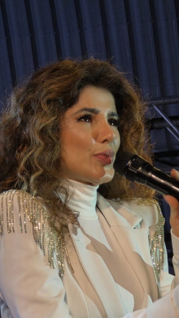 paula fernandes emociona publico de 15 mil pessoas em show historico durante a 12a cocalfest 20250928 002011