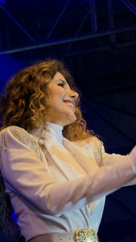 paula fernandes emociona publico de 15 mil pessoas em show historico durante a 12a cocalfest 20250928 002723