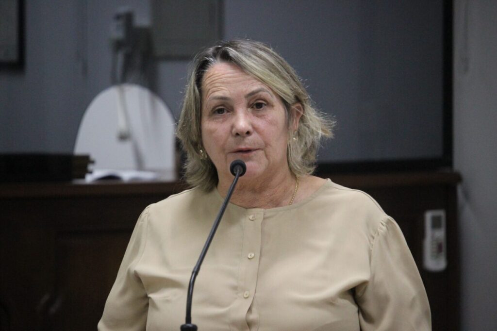 tribuna confira o que foi assunto na 33a sessao ordinaria da camara de cocal do sul nega 33a ordinaria por ana paula nesi 10