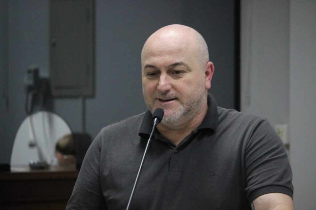 tribuna veja o que foi assunto na 30a sessao ordinaria da camara cocal do sul 30a ordinaria por ana paula nesi 3