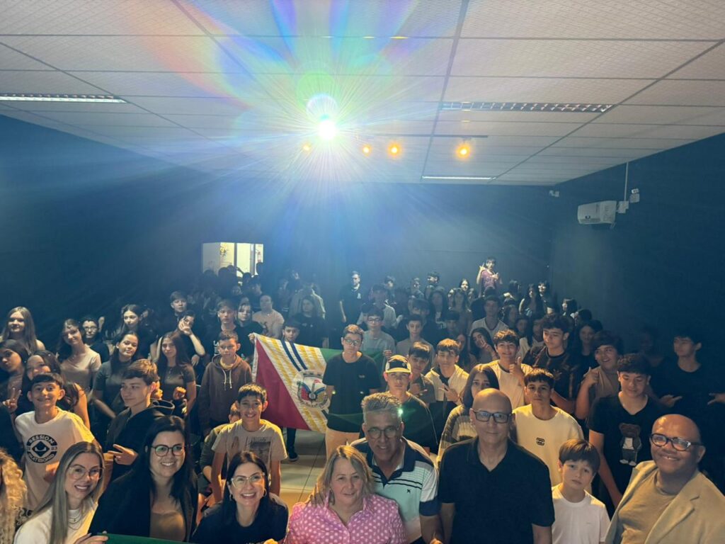 cocal do sul vive o dia d da democracia com teatro debates e a aprovacao do programa cidadao ativo dia d da democracia cocal 3