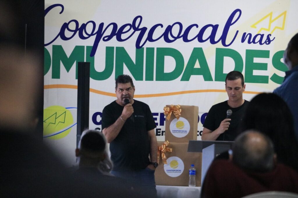 coopercocal nas comunidades inicia em cocal do sul com grande publico na vila nova vila nova cooper nas comunidades por ana paula nesi 1