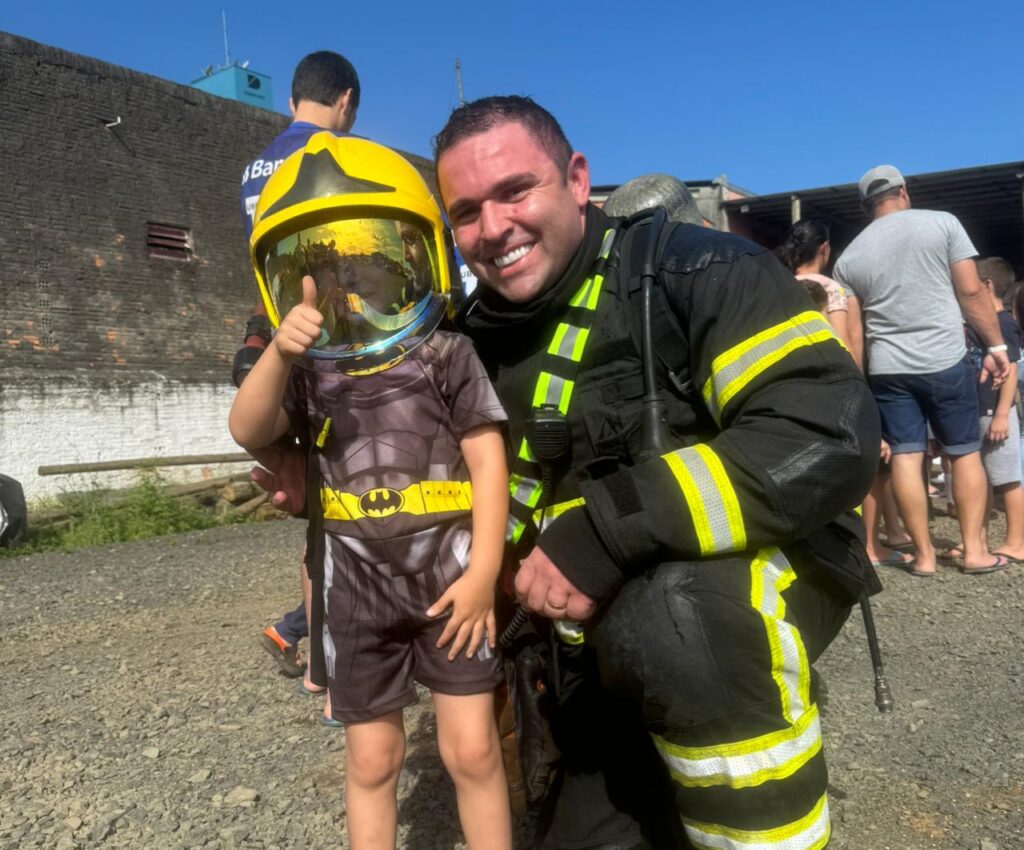 dia das criancas quarteis do corpo de bombeiros militar estarao de portas abertas no dia 12 de outubro whatsapp image 2025 10 07 at 17.00.19