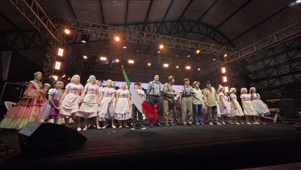 homenagem a colonizacao italiana emociona o publico na segunda noite do 30o festival de danca de cocal do sul 20250925 193031