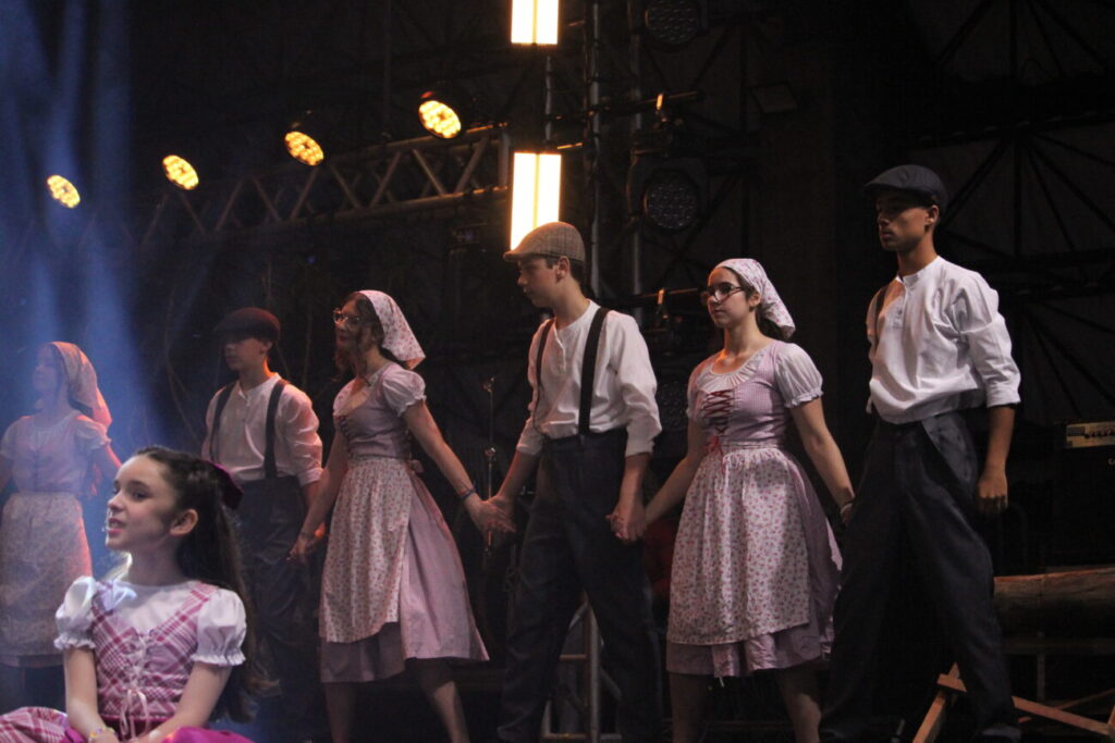 homenagem a colonizacao italiana emociona o publico na segunda noite do 30o festival de danca de cocal do sul cocalfest 2025 dia 2 por ana paula nesi 5