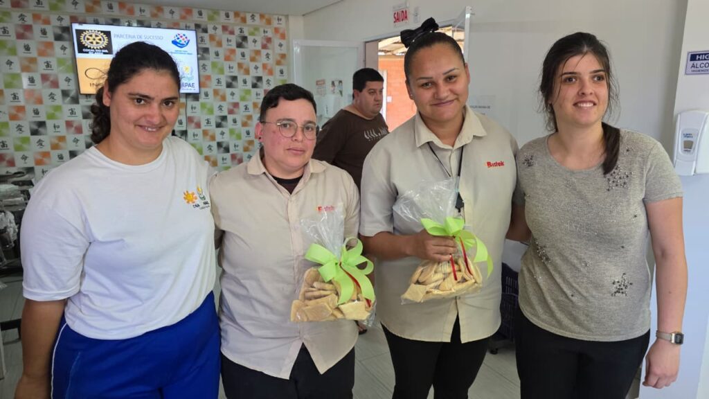 1 tonelada de solidariedade do descarte ao cuidado com os alunos da apae apae rotary bistek 4