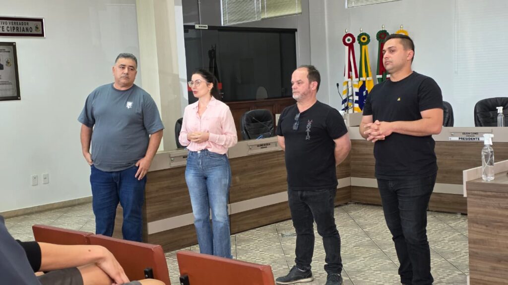 aprendizado alem da sala de aula alunos levam debate sobre inclusao de imigrantes a camara de cocal do sul whatsapp image 2025 11 07 at 10.02.42