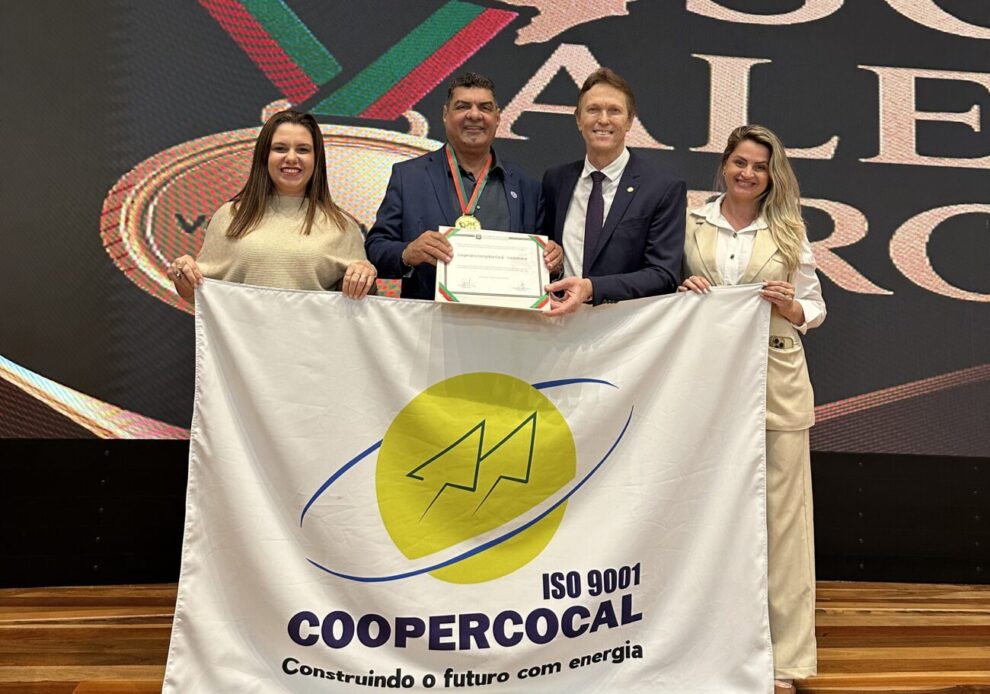 coopercocal e homenageada na alesc e recebe o premio sc vale ouro premiacao cooper alesc sc vale ouro divulgacao 1