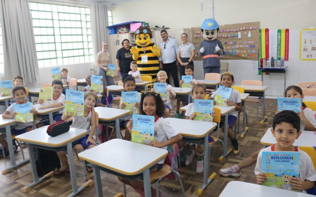 criancas aprendem sobre inclusao e sustentabilidade com o projeto coopercocal nas escolas cooper nas escolas 2025 por kele alves 3