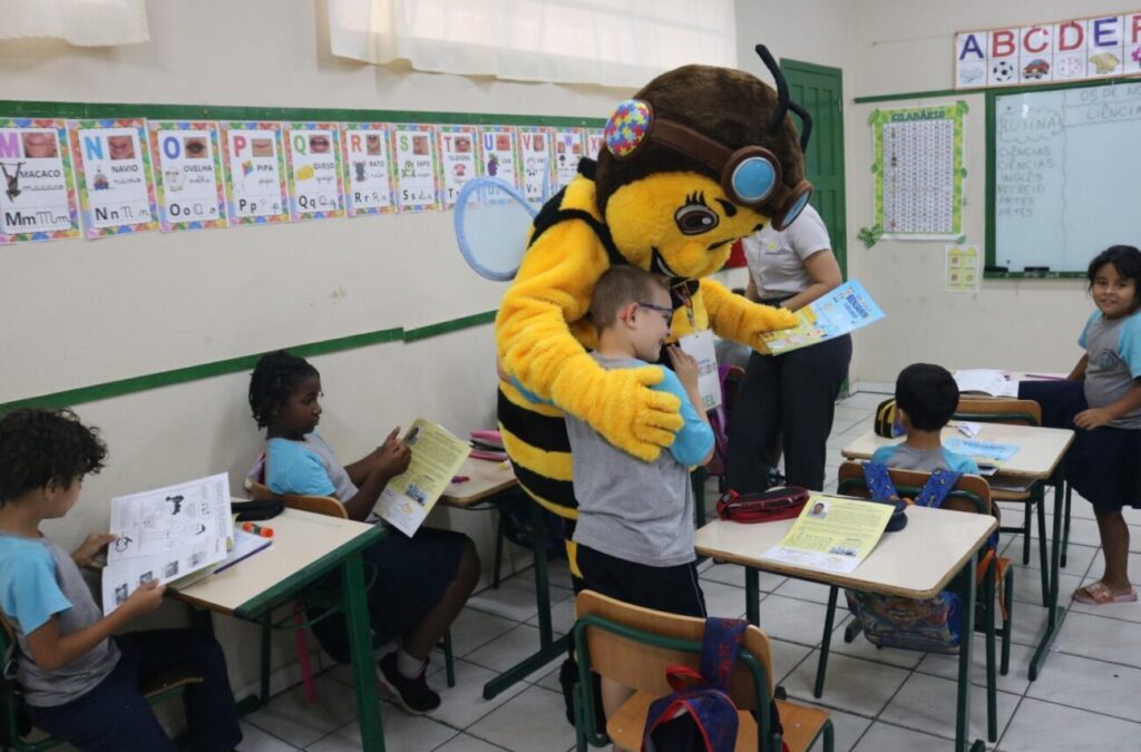 criancas aprendem sobre inclusao e sustentabilidade com o projeto coopercocal nas escolas cooper nas escolas 2025 por kele alves 5