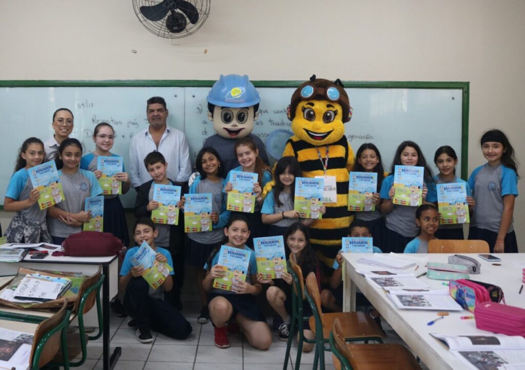 criancas aprendem sobre inclusao e sustentabilidade com o projeto coopercocal nas escolas cooper nas escolas 2025 por kele alves 8