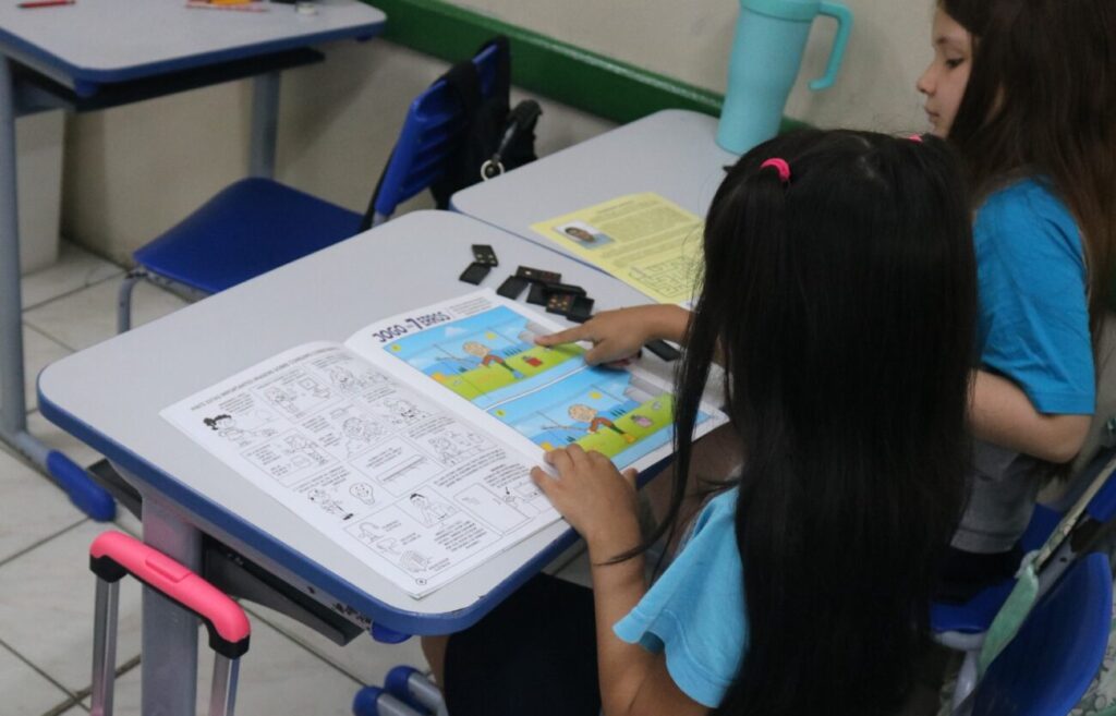 criancas aprendem sobre inclusao e sustentabilidade com o projeto coopercocal nas escolas cooper nas escolas 2025 por kele alves 9