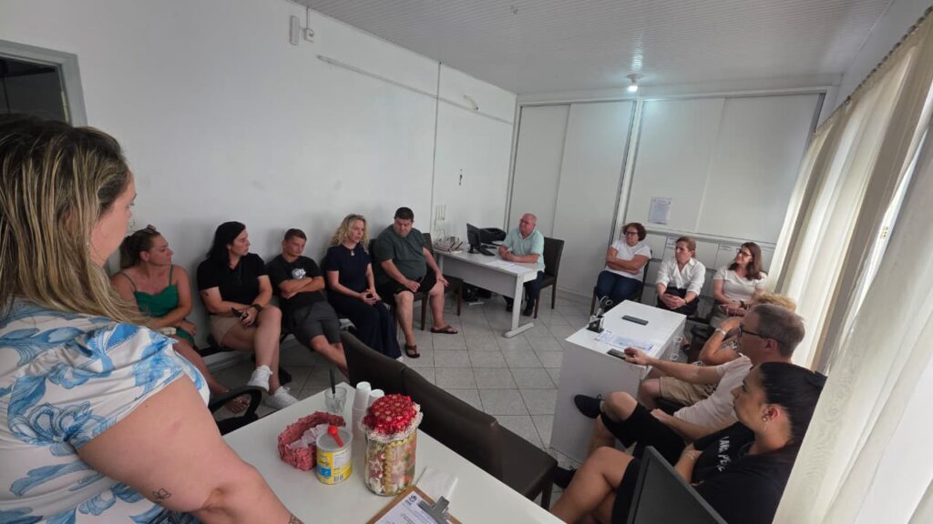 com ivany burigo issa na presidencia apae cocal do sul inicia nova gestao nova diretoria apae por ana paula nesi 5