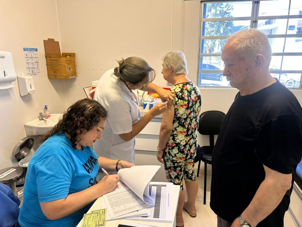 cocal do sul vacina mais de 600 pessoas no dia d contra a gripe dia d contra gripe cocal do sul 3