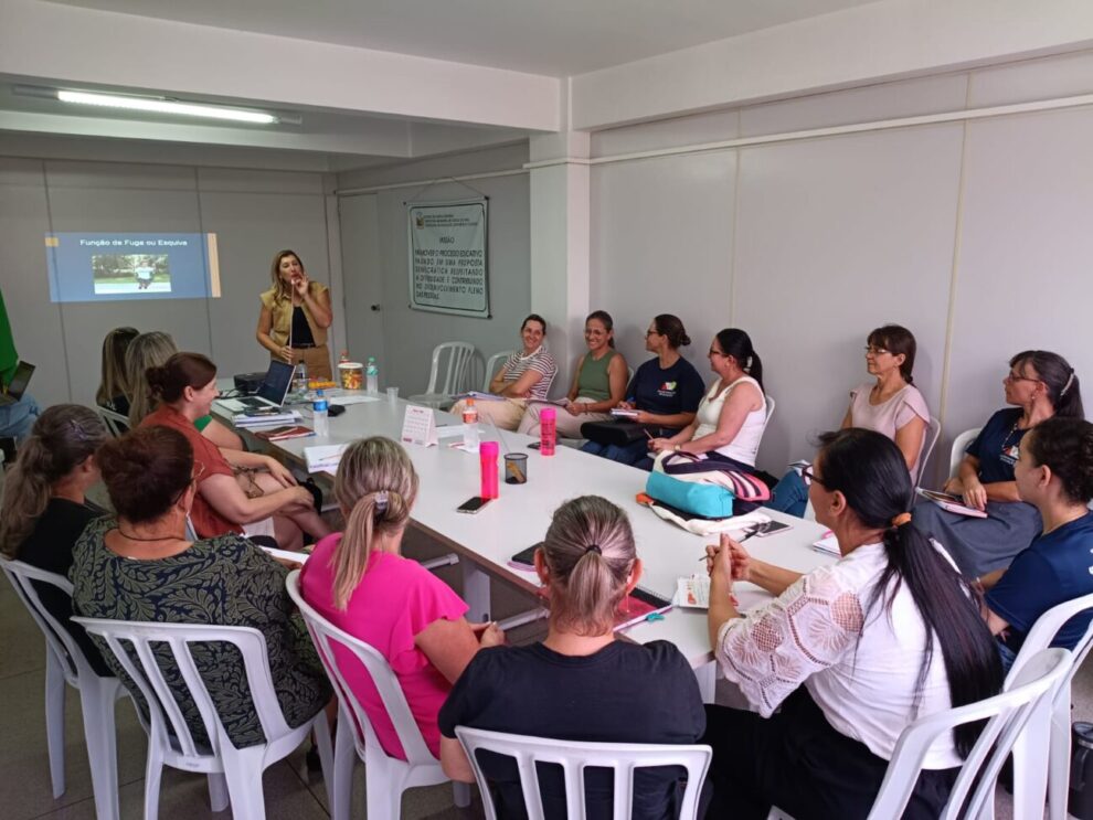 professores de cocal do sul avancam na construcao de proposta curricular com foco na educacao inclusiva 1 2